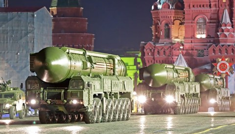 Russische-kernraketten-bij-het-Kremlin-210321