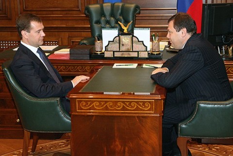Michail-Fridman-en-Dmitri-Medvedev-2008